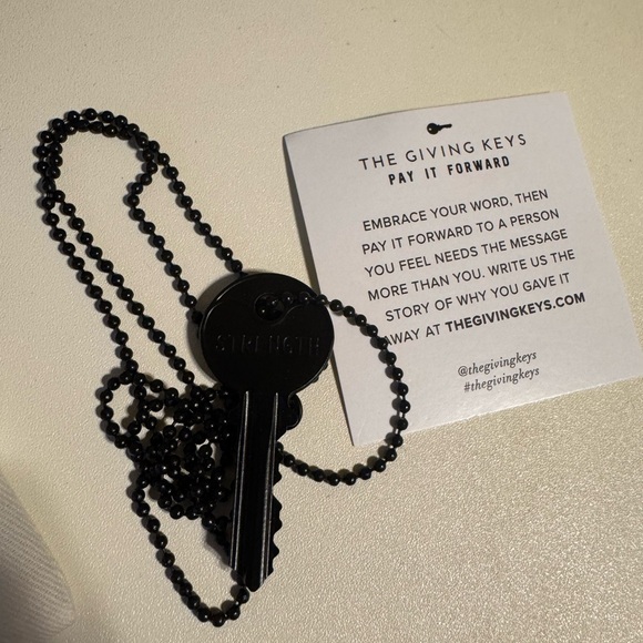 The Giving Keys Jewelry - The giving key necklace